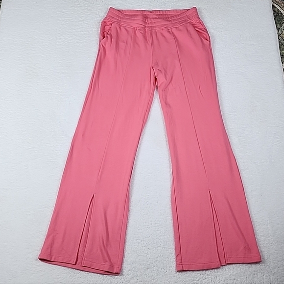 Talulah Super Soft Pink Split Hem Wide Leg Sweatpants With Pockets - Picture 2 of 14